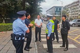 媒体人谈张琳芃退出国家队：应带着骄傲离去，而不是带着遗憾悲伤